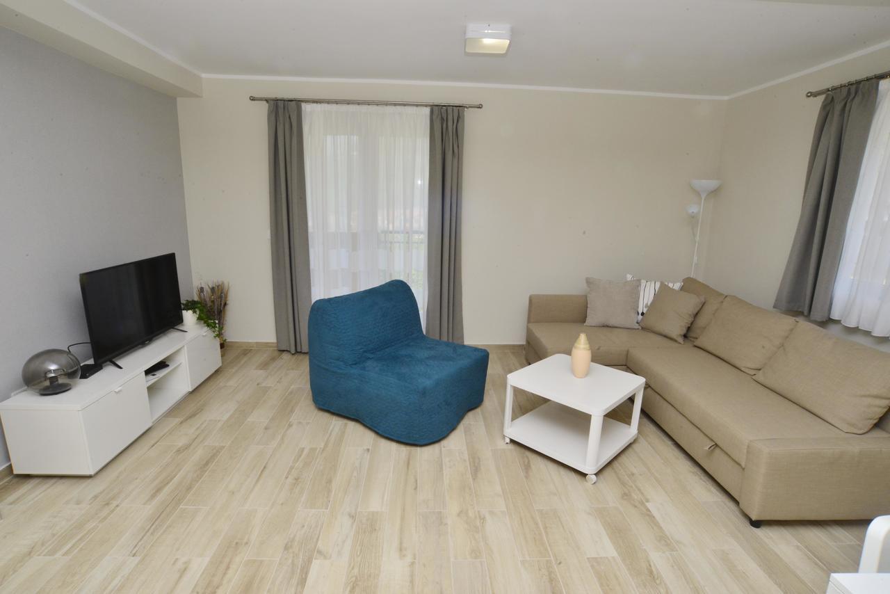 Apartman Bradasevic Tivat Buitenkant foto