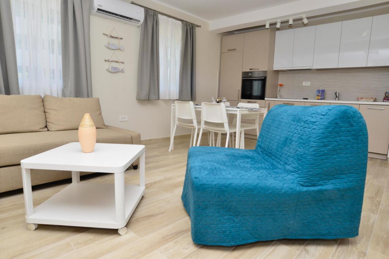 Apartman Bradasevic Tivat Buitenkant foto